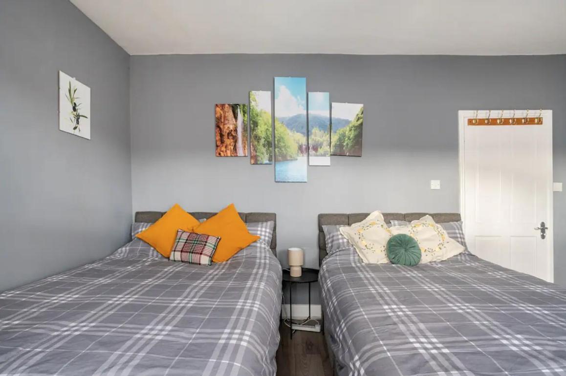Hatton Homes - Thackeray Avenue Londra